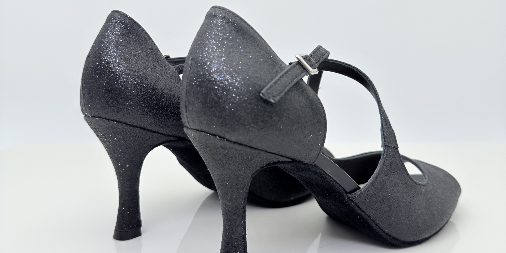 Alessia 126 scarpe ballo caraibici glitter nero tacco rocchetto 8cm cinturino incrociato suola bufala Nicole Rimini salsa bachata
