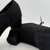 Andreas art. 301 Nicole Rimini vista posteriore — tacco standard 4 cm latino 4HL punta chiusa scollo quadrato F5P2 camoscio nero vera pelle scamosciata — scarpe da ballo uomo competizione latino americano standard internazionale made in Italy