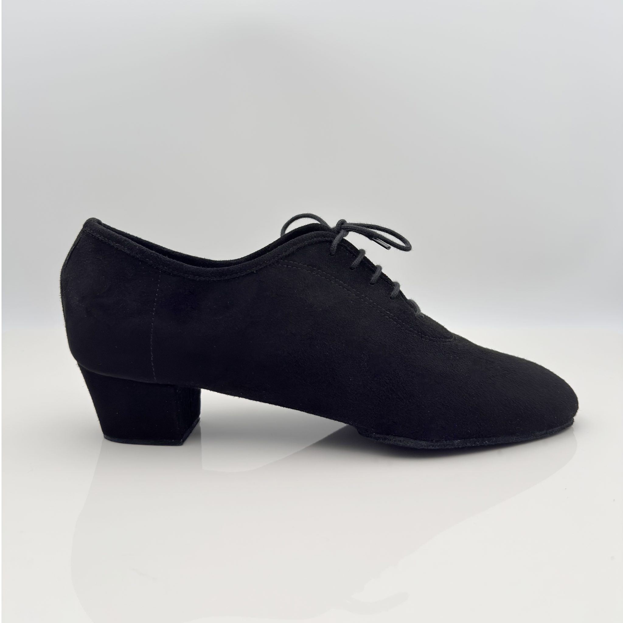 Andreas art. 301 scarpe da ballo latino americano uomo camoscio nero lacci cotone 2CAL tacco 4HL punta chiusa F5P2 vista frontale — Nicole Rimini Made in Italy scarpe competizione standard internazionale
