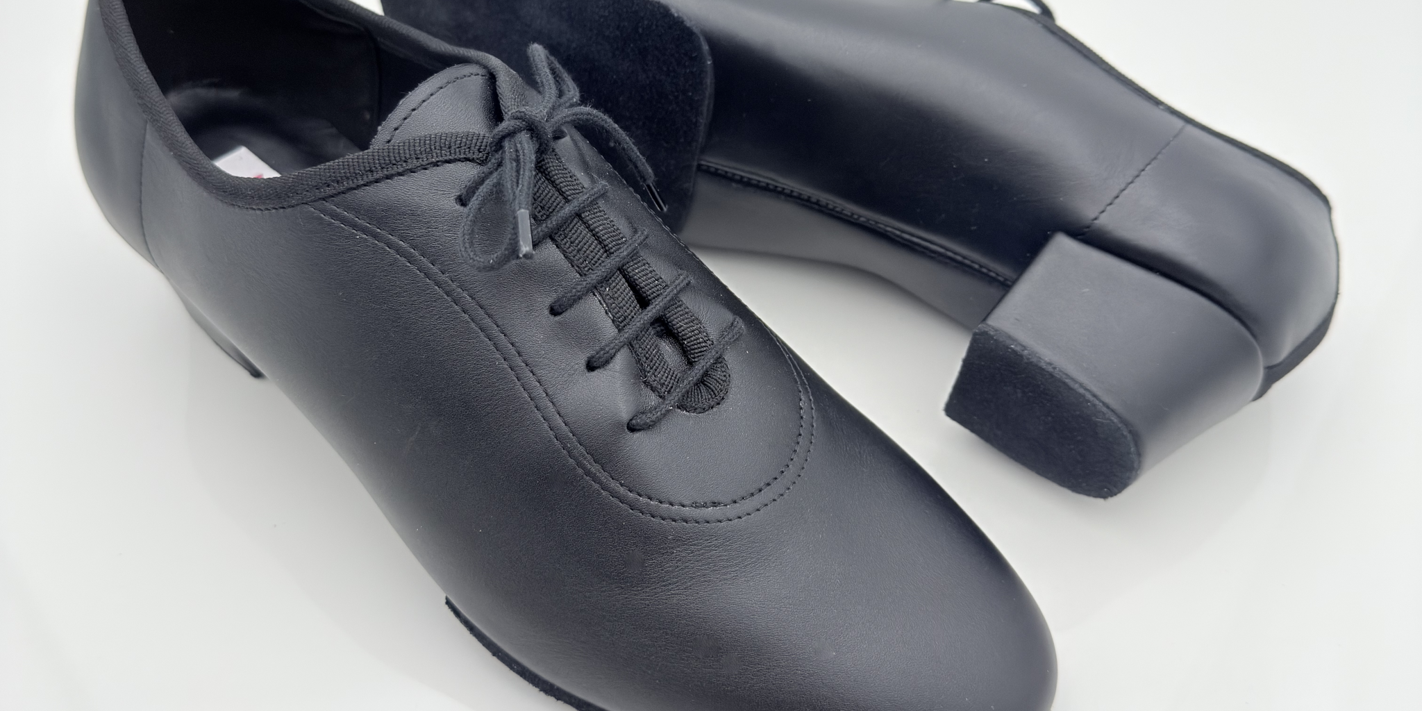 Andreas art. 301 Nicole Rimini vista frontale — scarpe da ballo uomo vera pelle nera lacci cotone non cerati 2CAL tacco standard 4 cm latino 4HL punta chiusa scollo quadrato F5P2 — allenamento e pratica latino americano standard internazionale made in Italy