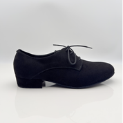 Carlos art. 303 Nicole Rimini scarpe da ballo liscio folk uomo camoscio nero punta chiusa scrollo quadrato F5P2 lacci cotone non cerati 2CAL tacco standard 2,5HSU vista frontale
