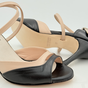 Chloe art. 225 Nicole Rimini cinturino incrociato collo piede 1CAI stabile pelle laminata nera cipria tango milonga comfort performance artigianale made in Italy qualità
