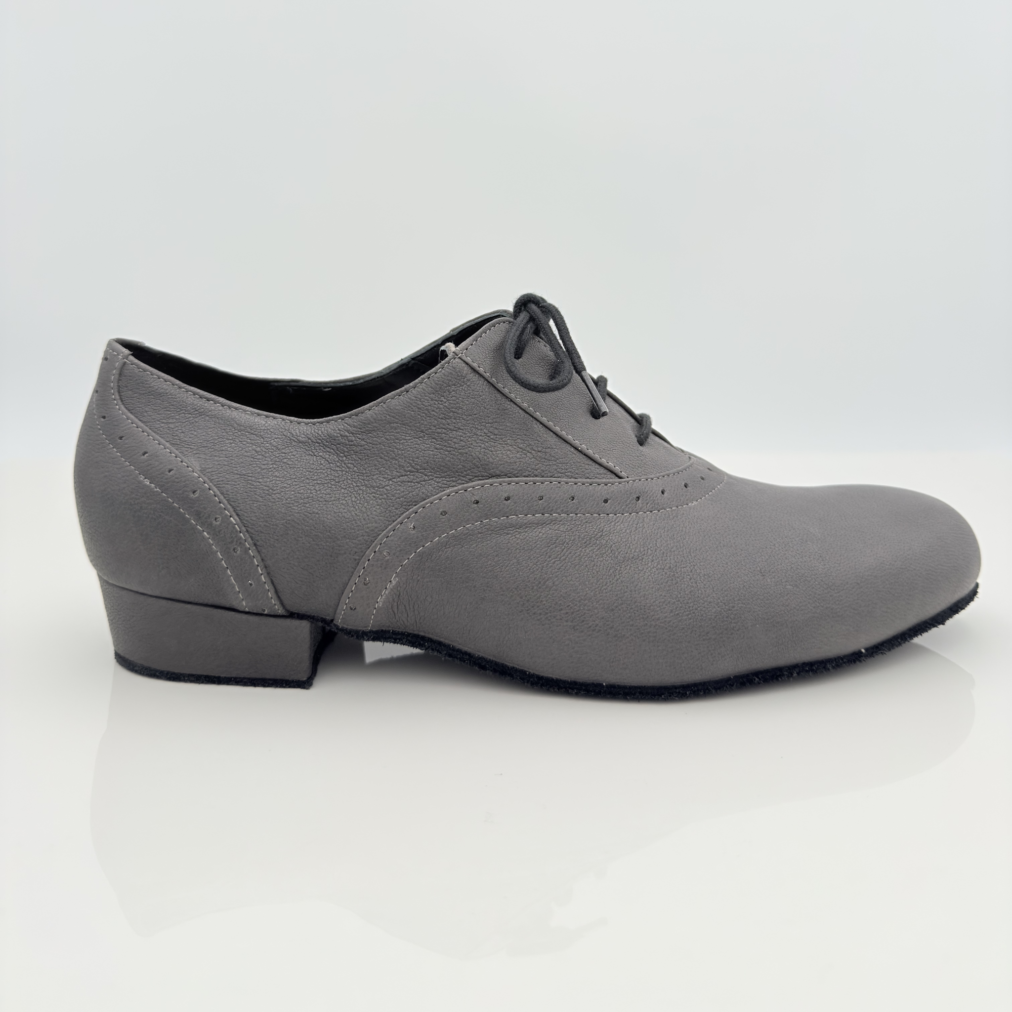 Daniel art. 308 scarpe da ballo uomo pelle grigia lacci cotone 2CAL tacco basso 2,5HSU punta chiusa F5P2 suola bufala danze caraibiche salsa bachata kizomba Nicole Rimini made in Italy
