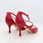 Dany art. 172 Nicole Rimini vista posteriore tallone con disegno ripreso dalla tomaia tacco spillo 8HS pelle rossa laminata rossa dettaglio unico scarpa elegante day to night
