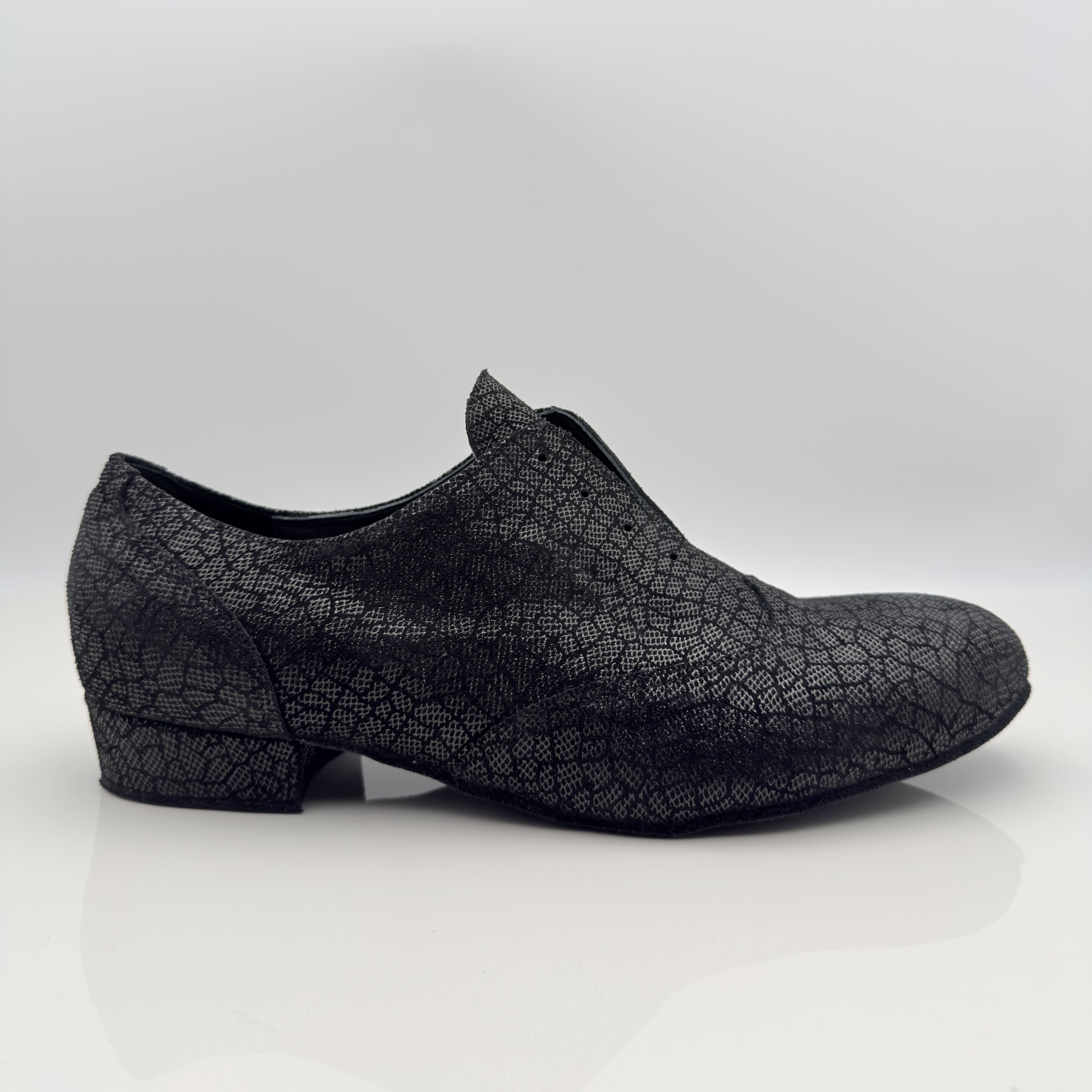 Elias art. 300 Nicole Rimini scarpe tango uomo camoscio Narciso nero punta chiusa Mod. F5P2 tacco basso 2,5HSU mocassino elastico interno suola bufala made in Italy — vista frontale
