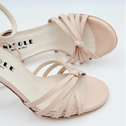Estela art. 115/B Nicole Rimini vista laterale pelle rosa cipria tacco spillo 10HS suola cuoio nodino elegante Armoniosa Atelier Creativo edizione limitata personalizzata
