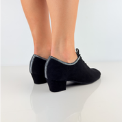 Suola in bufala Eva art. 312 Nicole Rimini, morbida e scamosciata giusta aderenza pavimenti al chiuso, scarpa da ballo allenamento e pratica caraibico tango swing, scorrevolezza pivot giri fluidi, collezione allenamento pratica made in italy
