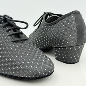 Eva art. 312 Nicole Rimini vista posteriore tessuto Celebrity nero argento tacco latino 4 cm mod 4hlt punta chiusa scrollo a v mod f5p1 scarpa da ballo allenamento pratica suola bufala made in italy
