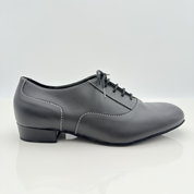 Gabriel 316 Pelle Nera Nicole Rimini — scarpe da ballo uomo vera pelle nera cuciture contrasto bianche, lacci cotone Mod. 2CAL, punta chiusa scrollo quadrato F5P2, tacco standard 2,5HSU, suola bufala, ideale per salsa bachata kizomba liscio caraibici
