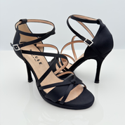 Nicole scarpe da ballo caraibici Giorgia 142 dettaglio tomaia raso nero punta aperta semi-arrotondata F1P1 tacco spillo 10cm plateau salsa cubana liscio artigianale made in Italy ventilazione
