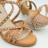 Nicole scarpe da ballo caraibici Giorgia 142BS vista laterale profilo raso strass aurora boreale plateau 1cm tacco spillo 10cm cinturino doppio incrocio suola bufala kizomba competizione qualità artigianale
