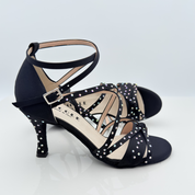 Nicole scarpe da ballo caraibici Giorgia 142CS dettaglio strass aurora boreale raso nero punta aperta semi-arrotondata F1P1 tacco rocchetto 8cm salsa caraibico artigianale made in Italy ventilazione traspirabilità
