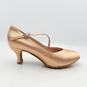 Nicole Grace 216 scarpe da ballo standard tessuto raso carne chiaro vista laterale cinturino diagonale avvolgente 1CAD tacco rocchetto 5HR suola bufala danze standard made in Italy
