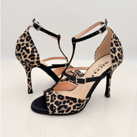 Ilaria art.157 Nicole Rimini tacco spillo 10HS vista posteriore scarpe kizomba tessuto maculato animalier beige marrone raso nero punta aperta semi-arrotondata F1P2 cinturino fascetta T 2CAB caraibici tango made in Italy
