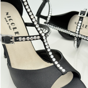 Nicole scarpe da ballo caraibici Ilaria 157S vista laterale profilo raso nero strass tacco spillo 10cm cinturino tbar nasetto suola bufala kizomba competizione qualità artigianale nicole rimini
