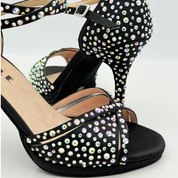 Nicole scarpe da ballo caraibici Ines 185S3 vista laterale profilo raso nero strass aurora boreale plateau 1cm tacco spillo 10cm cinturino doppio incrocio suola bufala kizomba liscio competizione nicole rimini
