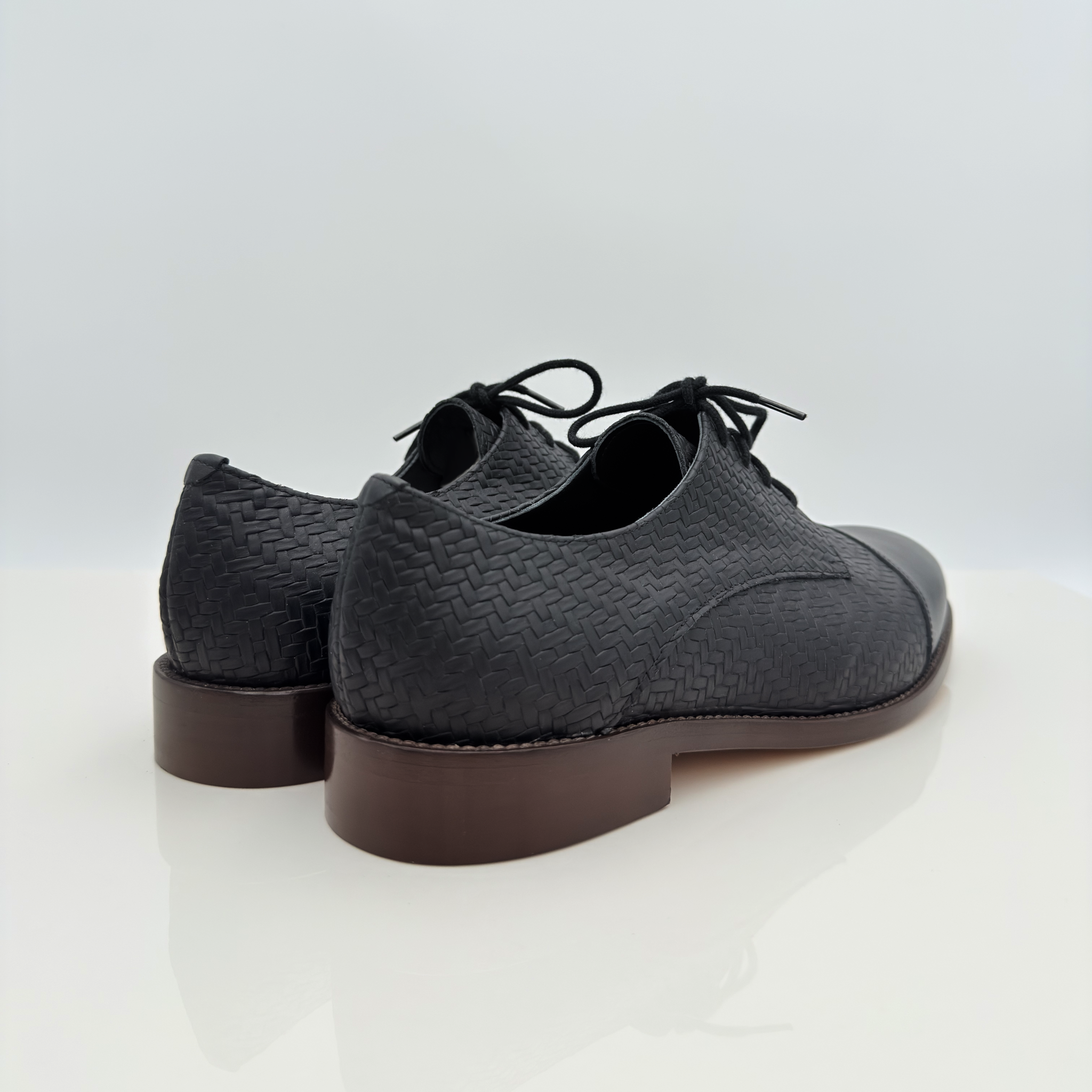 John art. 313 Nicole Rimini scarpa ballo swing uomo pelle intrecciata nera pelle nera tacco basso 2,5HSU suola cuoio made in Italy — vista laterale

