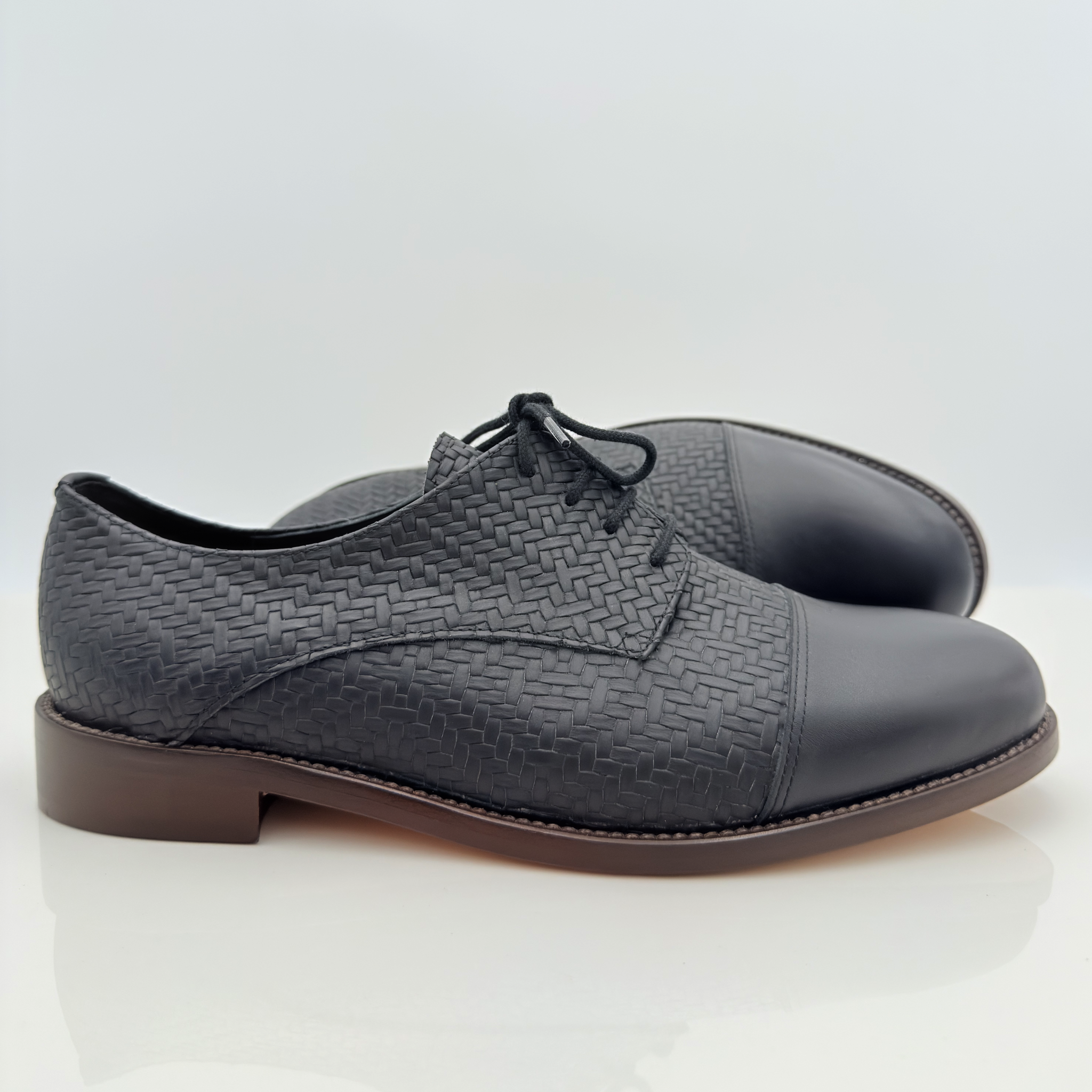 John art. 313 Nicole Rimini scarpa ballo swing uomo pelle intrecciata nera pelle nera tacco basso 2,5HSU suola cuoio made in Italy — vista laterale
