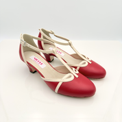 Dettaglio tomaia Karen art. 406 Nicole Rimini fascetta a T nasetto centrale Mod. 2CAB pelle rossa panna cinturino semplice caviglia pianta larga piede regolare scarpa swing lindy hop charleston
