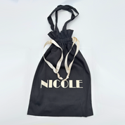 Nicole Dance Bag borsa porta scarpe da ballo nera con manico a spalla e rifiniture beige — accessori scarpe ballo eleganti tessuto tecnico anti-graffio coulisse, made in Italy Nicole Rimini
