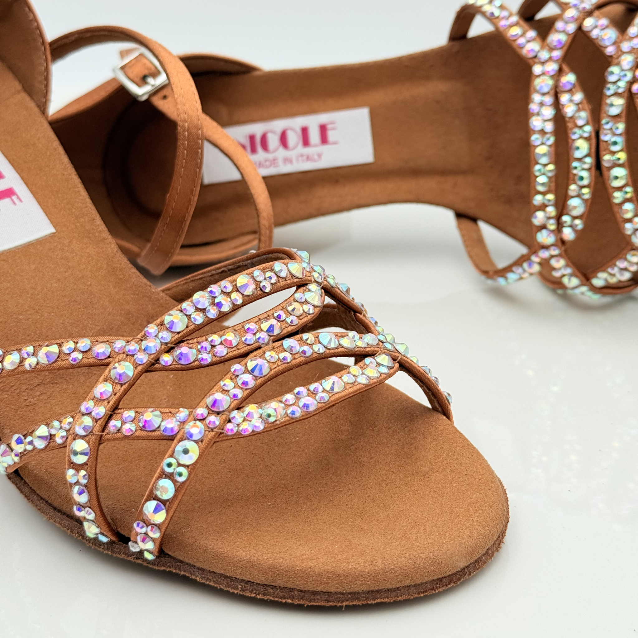 Olivia art. 207S3 Nicole Rimini tacco rocchetto 7HR punta aperta arrotondata doppia fascia F2P4 tessuto raso tan strass aurora boreale scarpe ballo latino americano cha cha cha rumba samba jive
