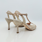 Tacco Spillo 8HS — 8 cm di Eleganza Controllata — Base leggermente più larga per stabilità e centratura ottimale. Sicurezza e stile senza compromessi
